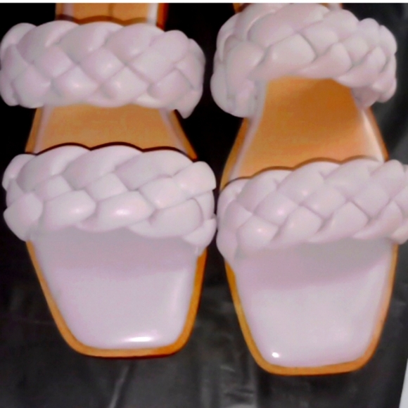 Comfort sandals 😻🩴 - Picture 2 of 6